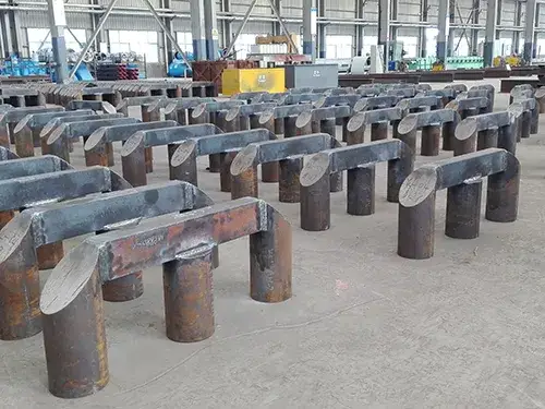 Welded steel yokes (three-claw)